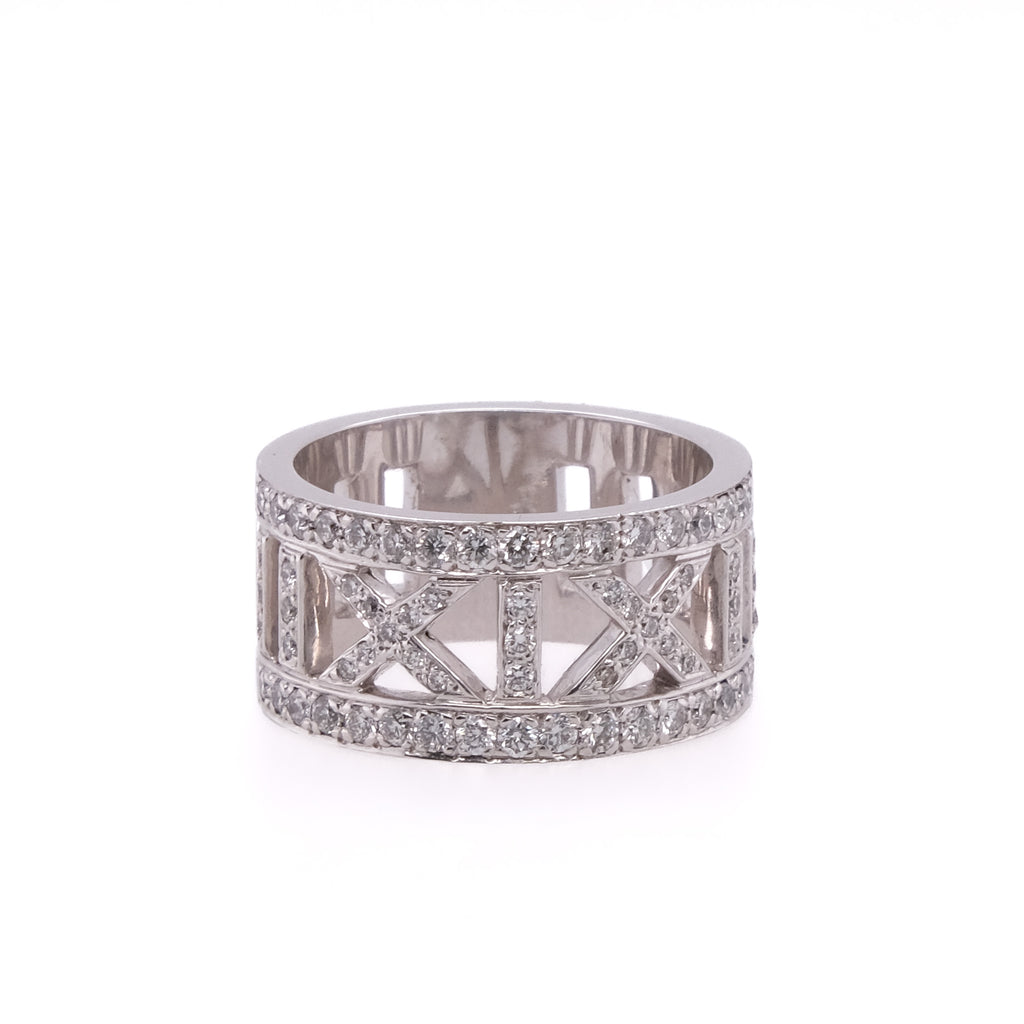 18k Diamond Band