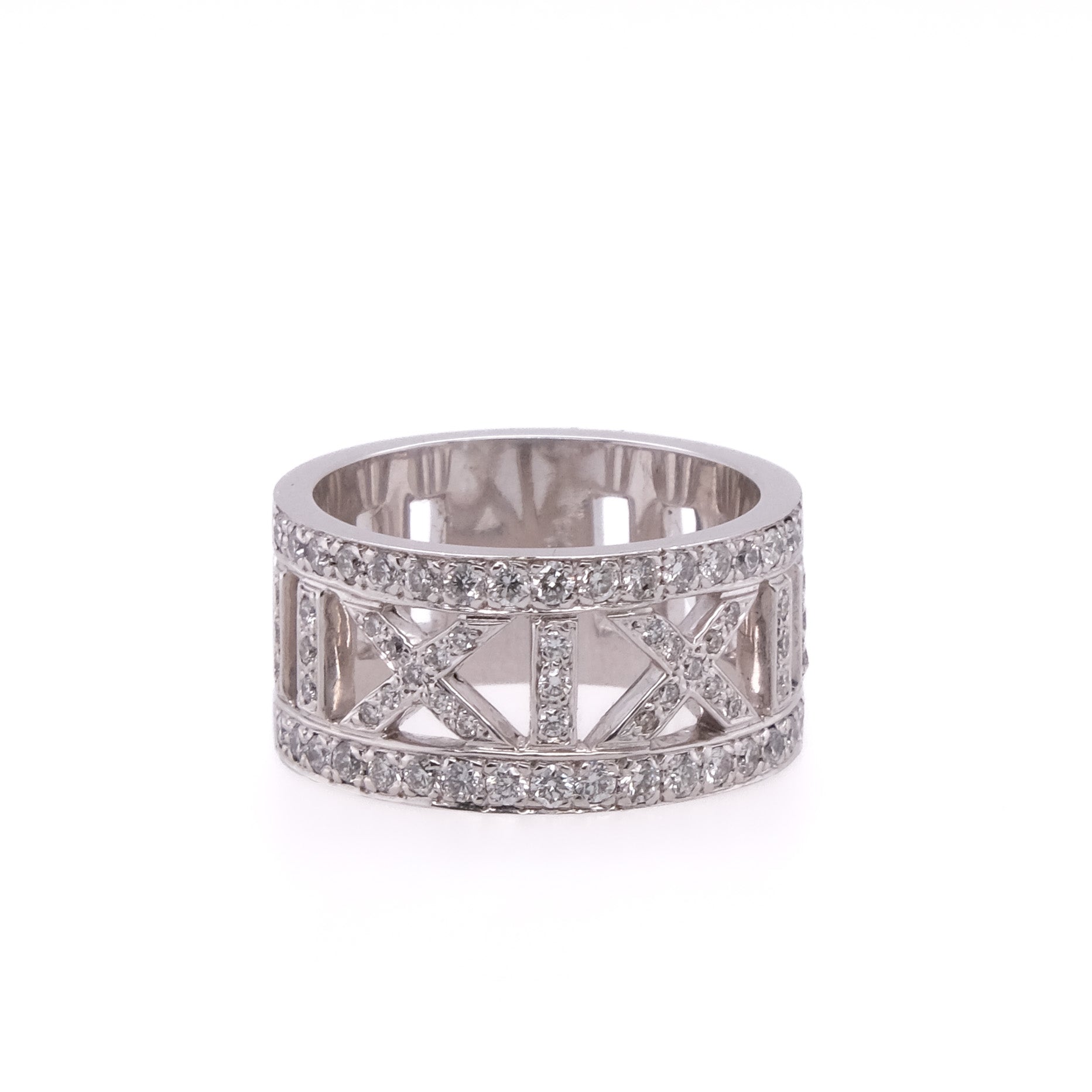 18k Diamond Band