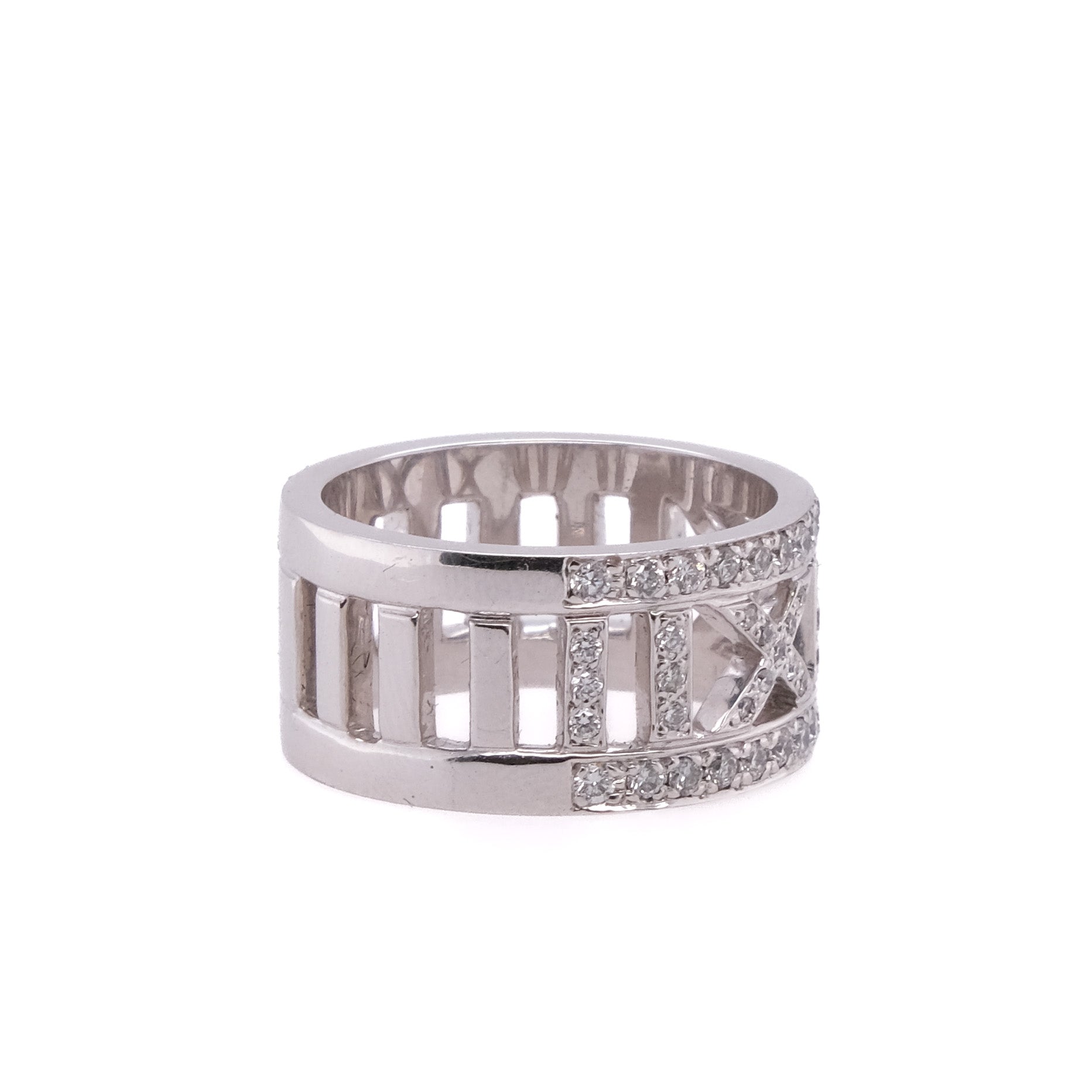 18k Diamond Band