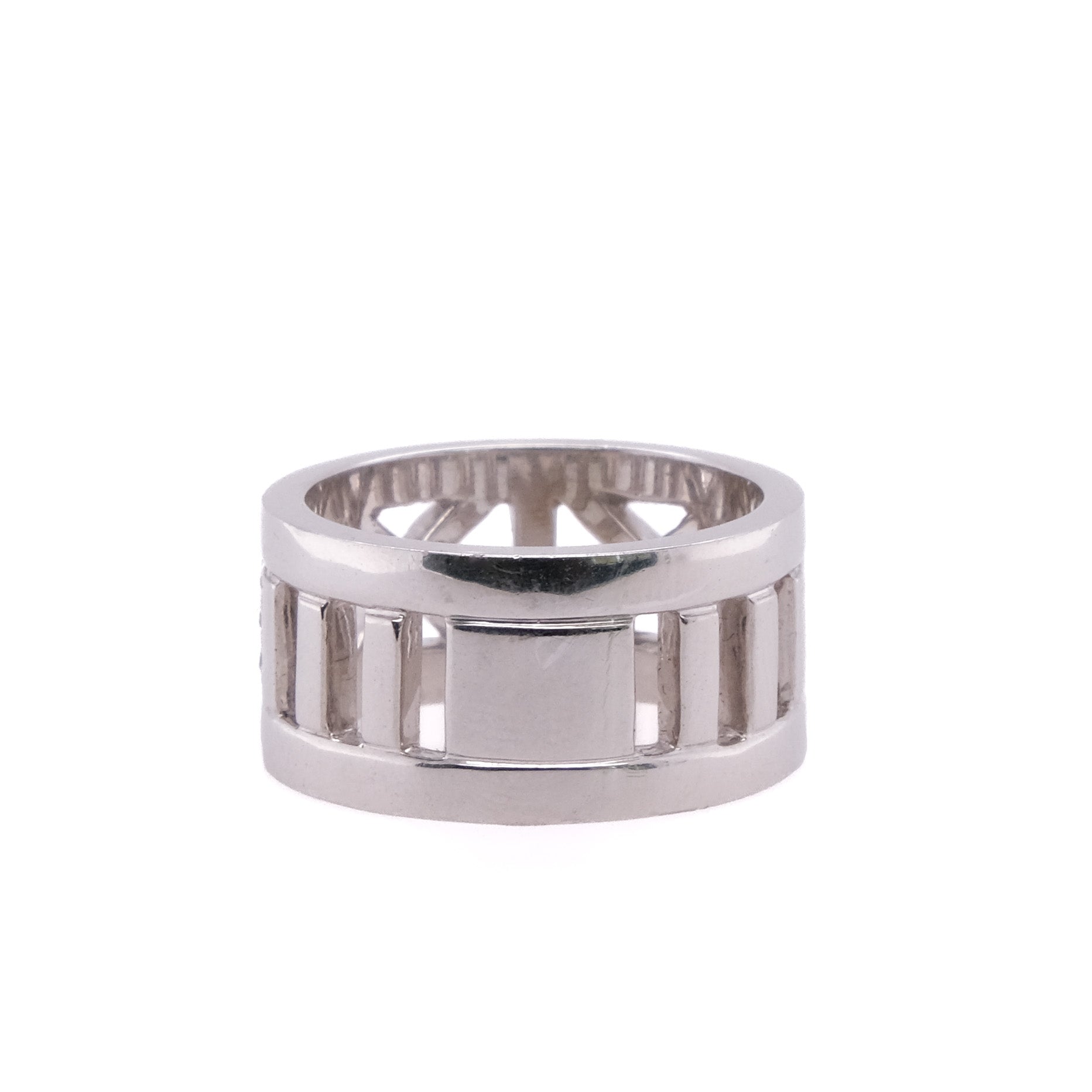18k Diamond Band
