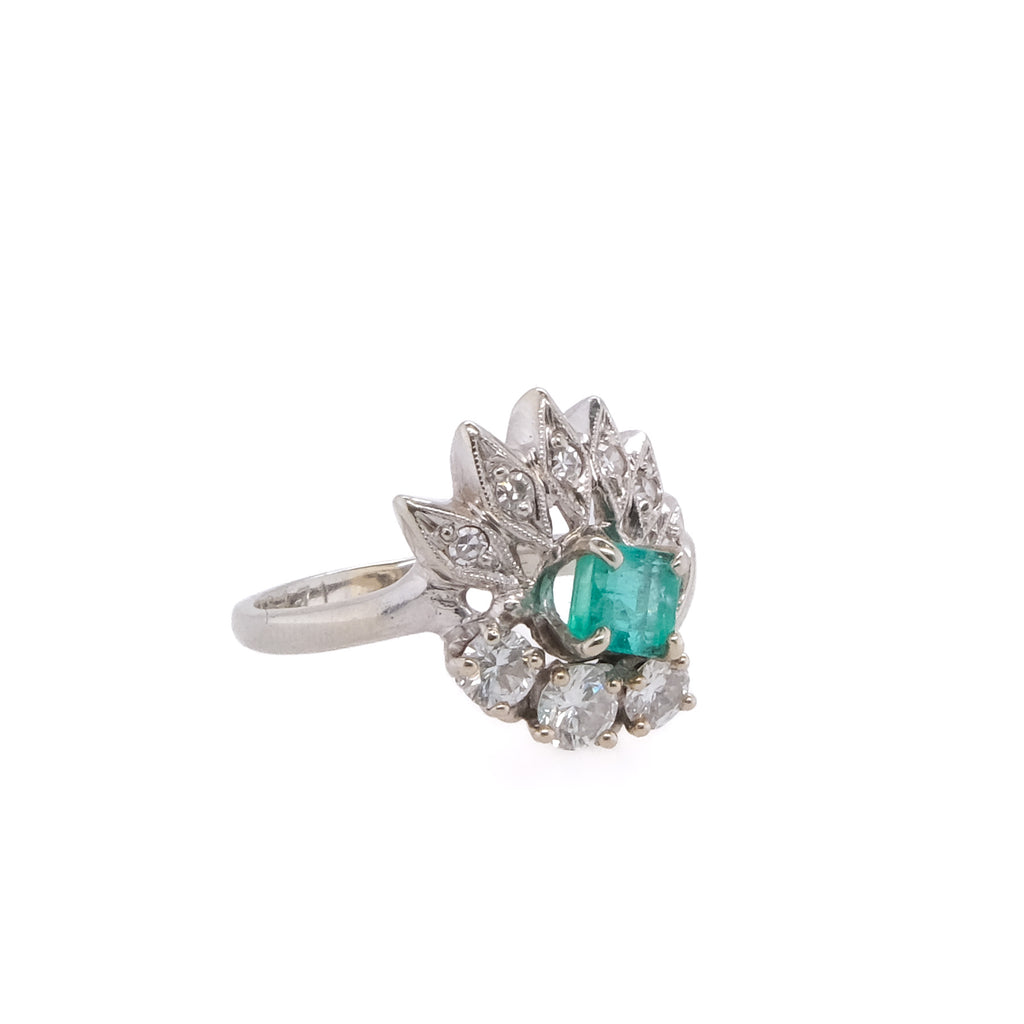 18k Emerald & Diamond Ring