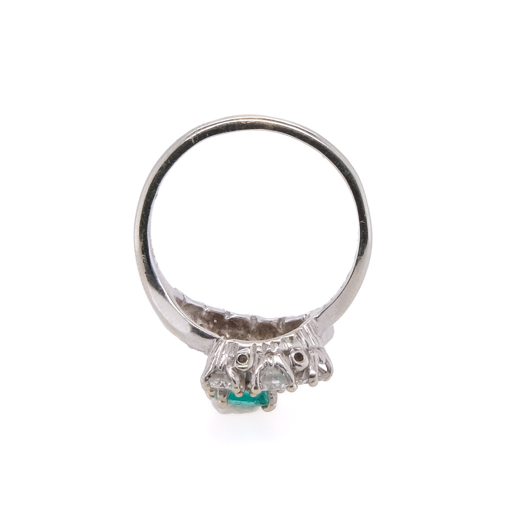 18k Emerald & Diamond Ring