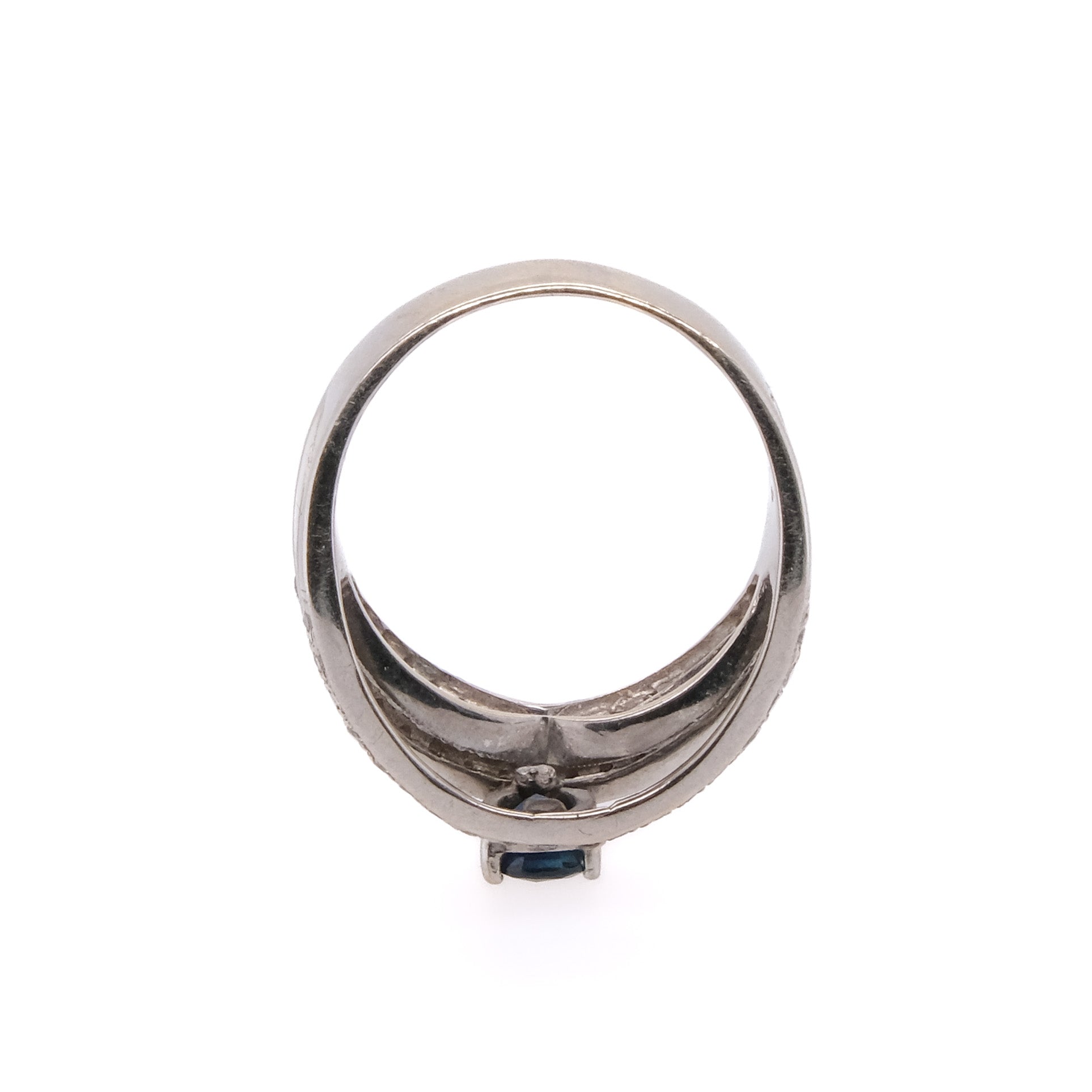 18k Blue Sapphire & Diamond Ring