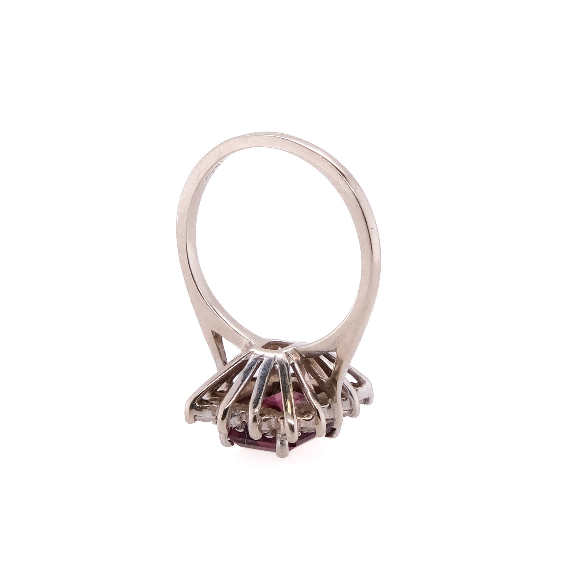 14k Garnet & Diamond Ring
