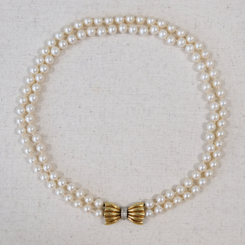 18k Pearl Necklace