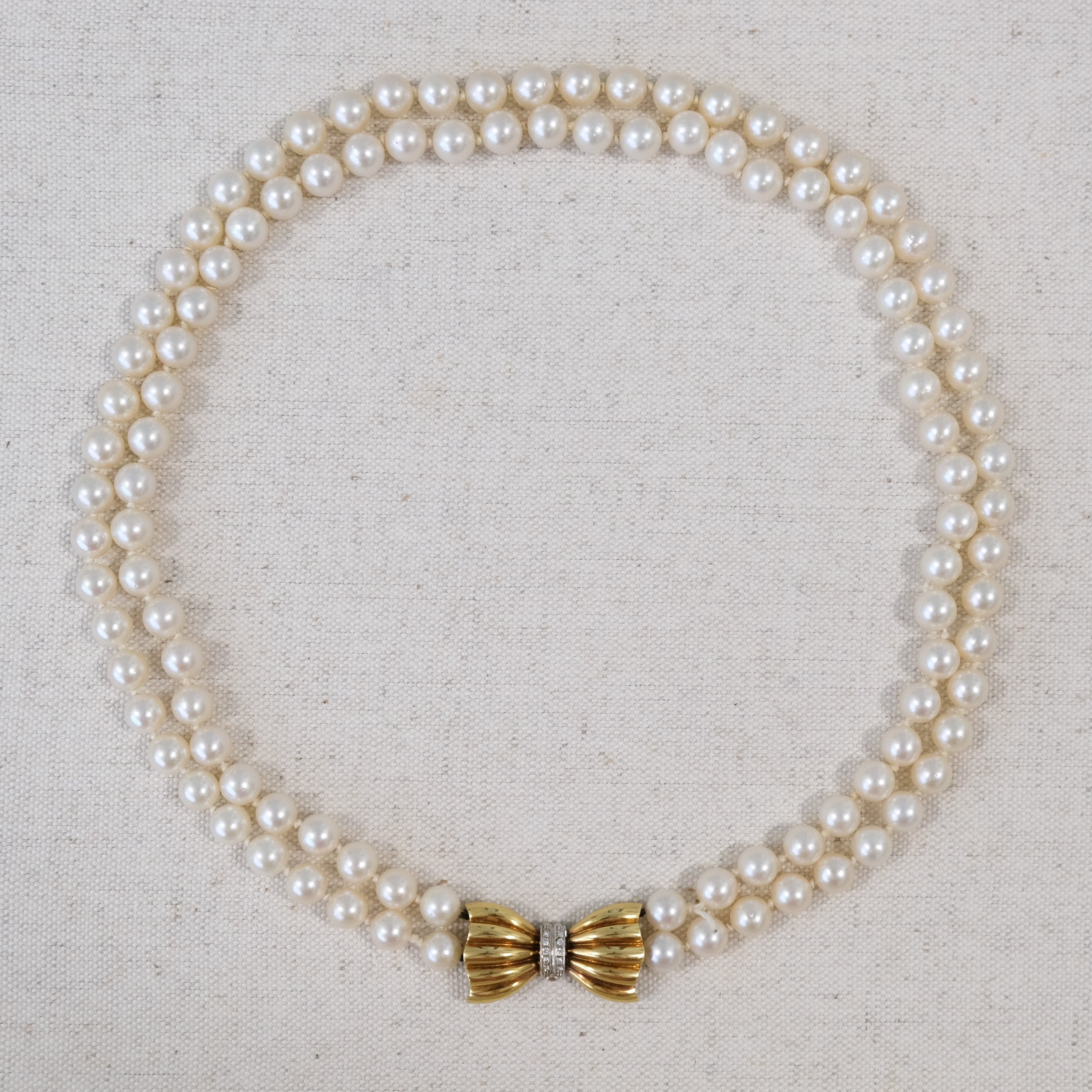 18k Pearl Necklace