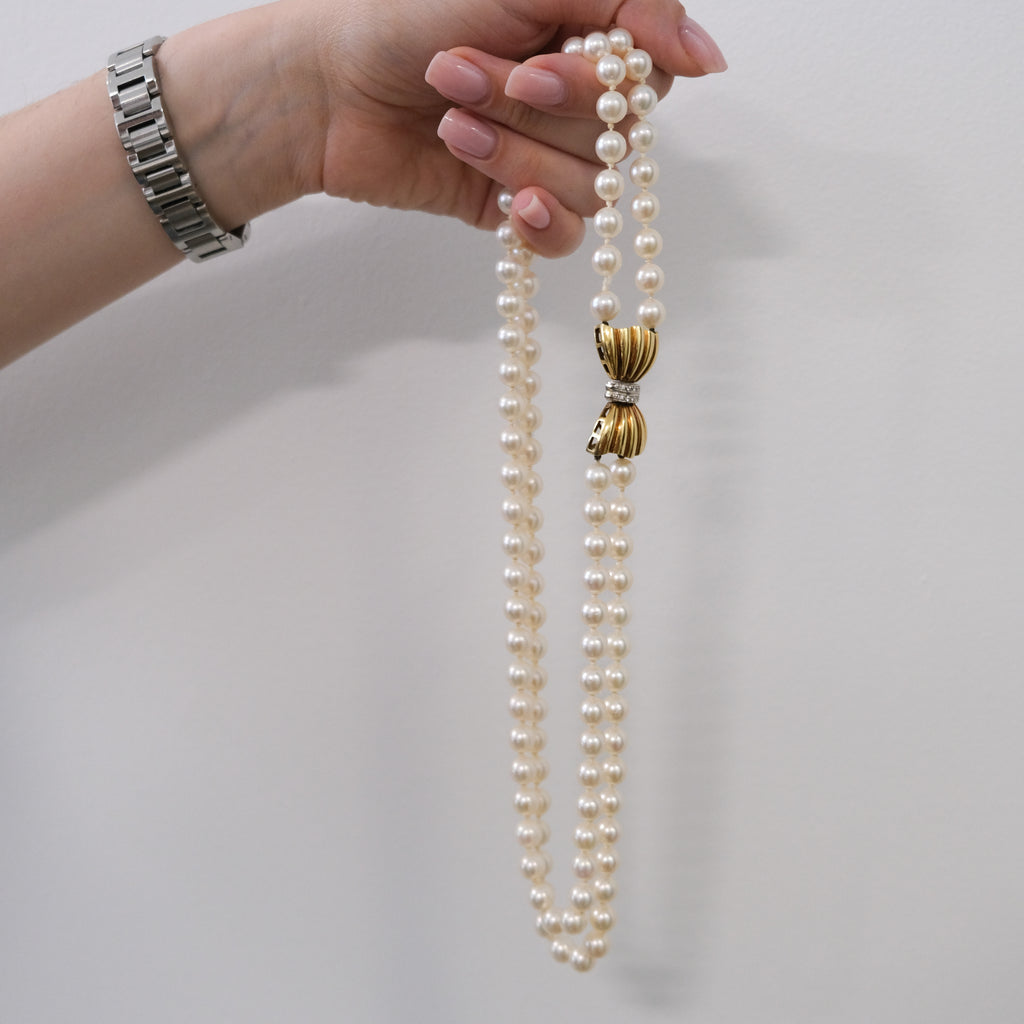 18k Pearl Necklace