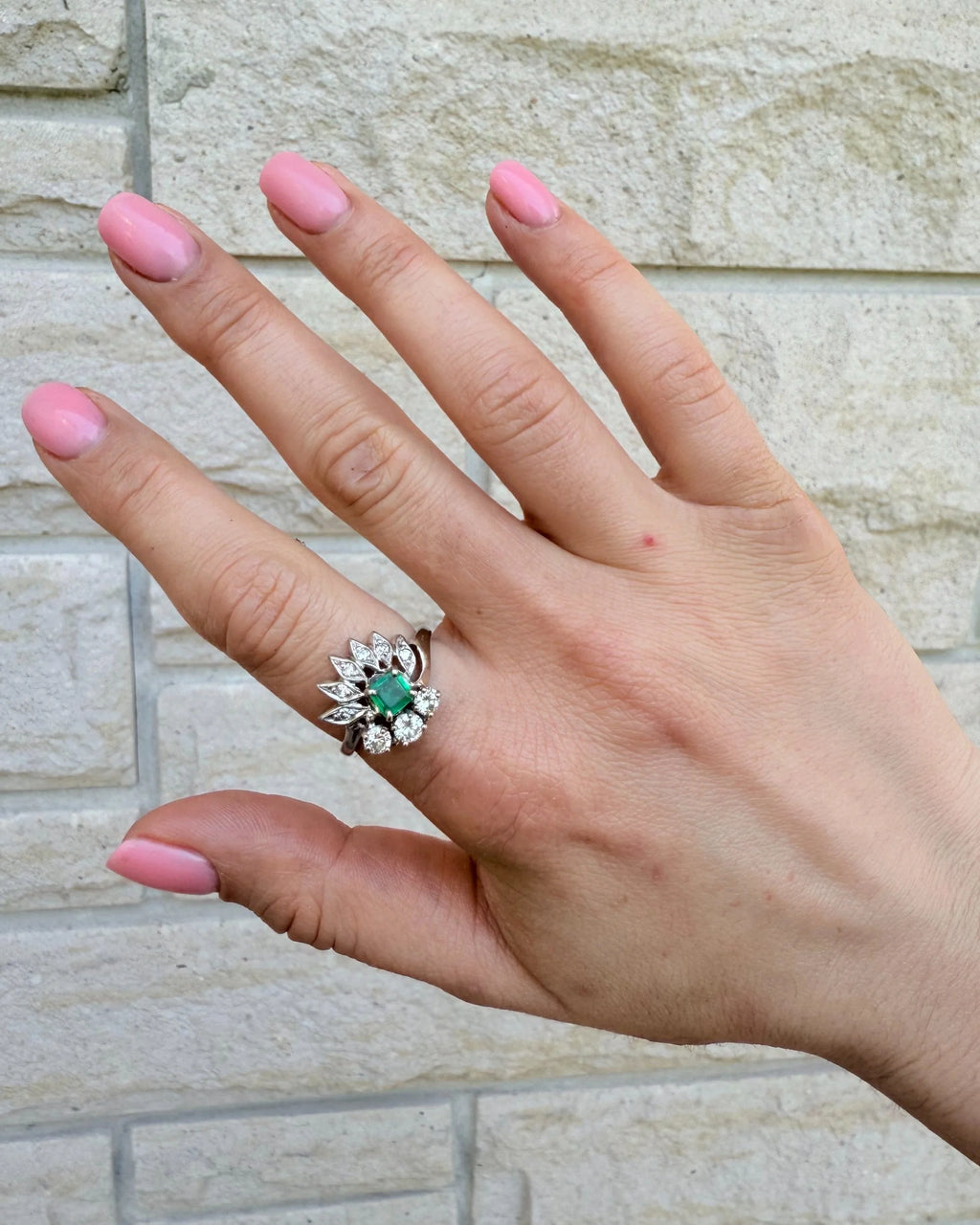 18k Emerald & Diamond Ring