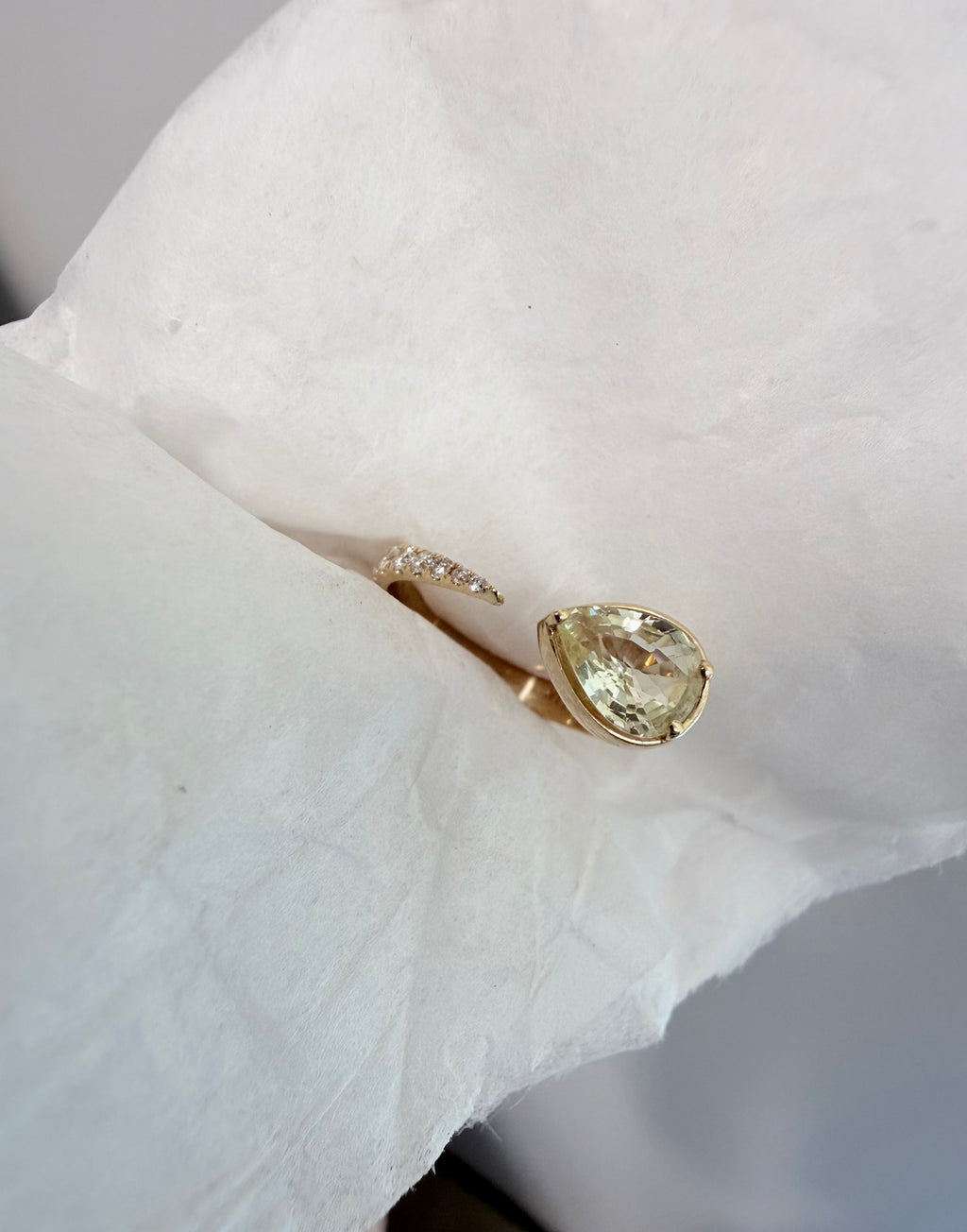 Niki Ring in Butter Yellow