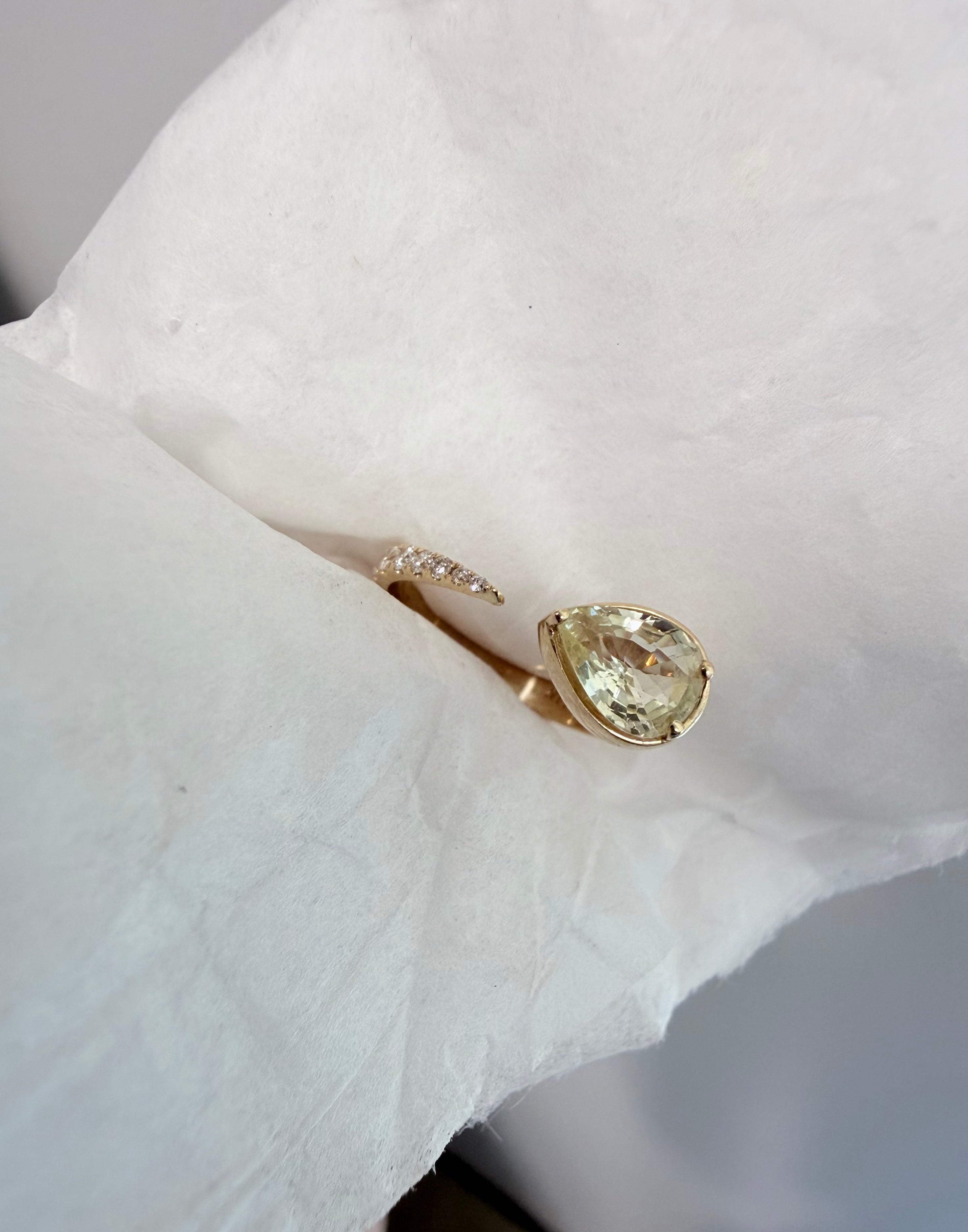 Niki Ring in Butter Yellow