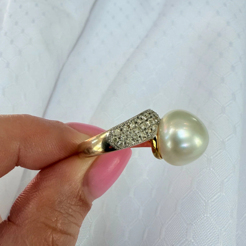 14k South Sea Pearl & Diamond Ring