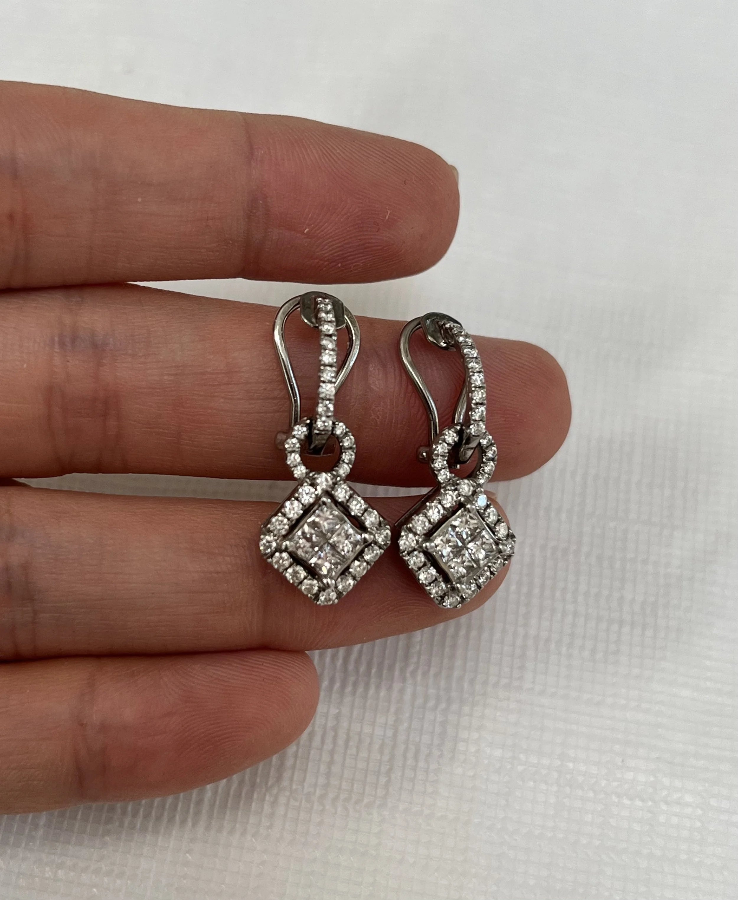 14k Diamond Pendant & Earrings