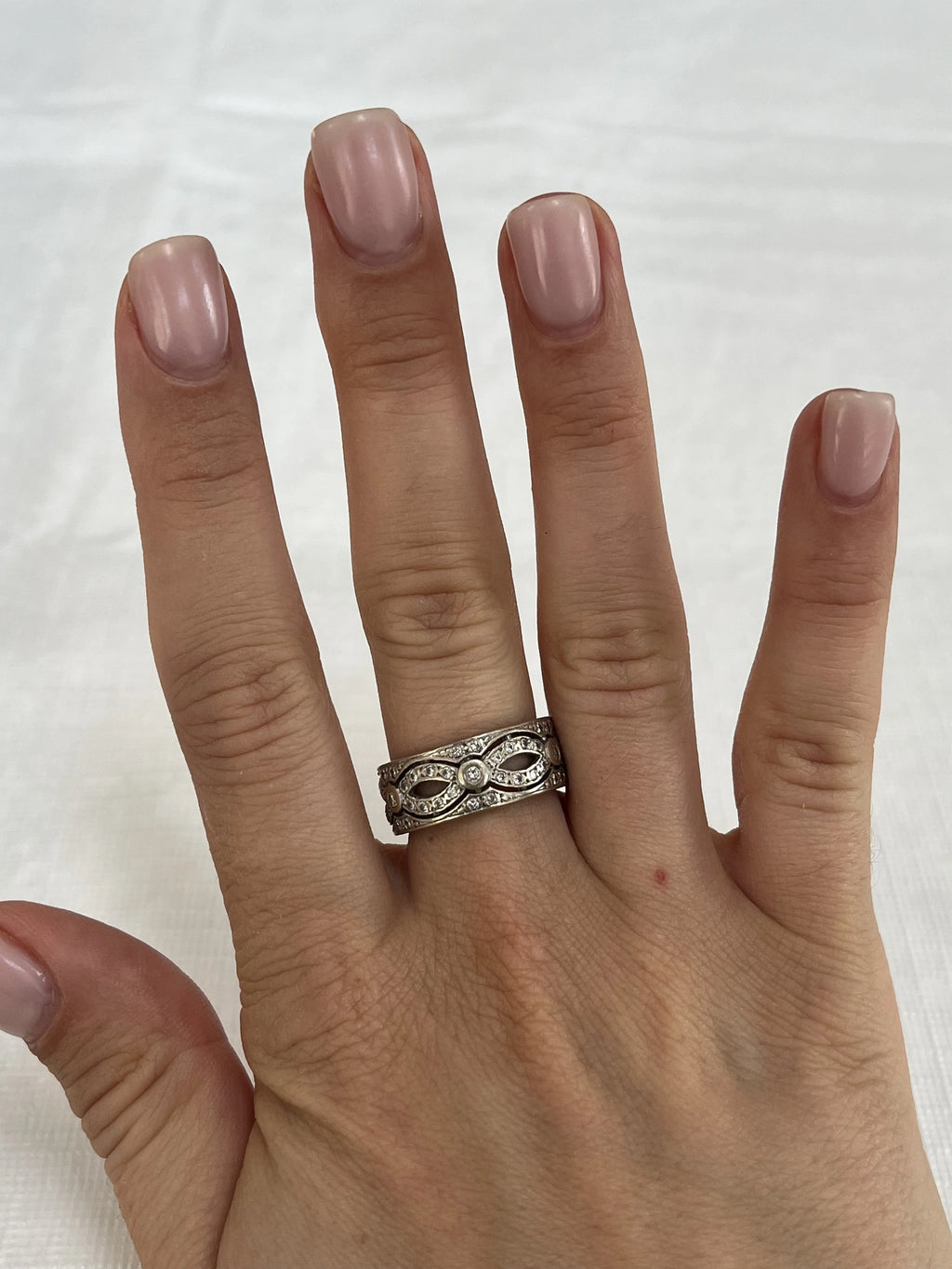 18k Diamond Eternity Ring