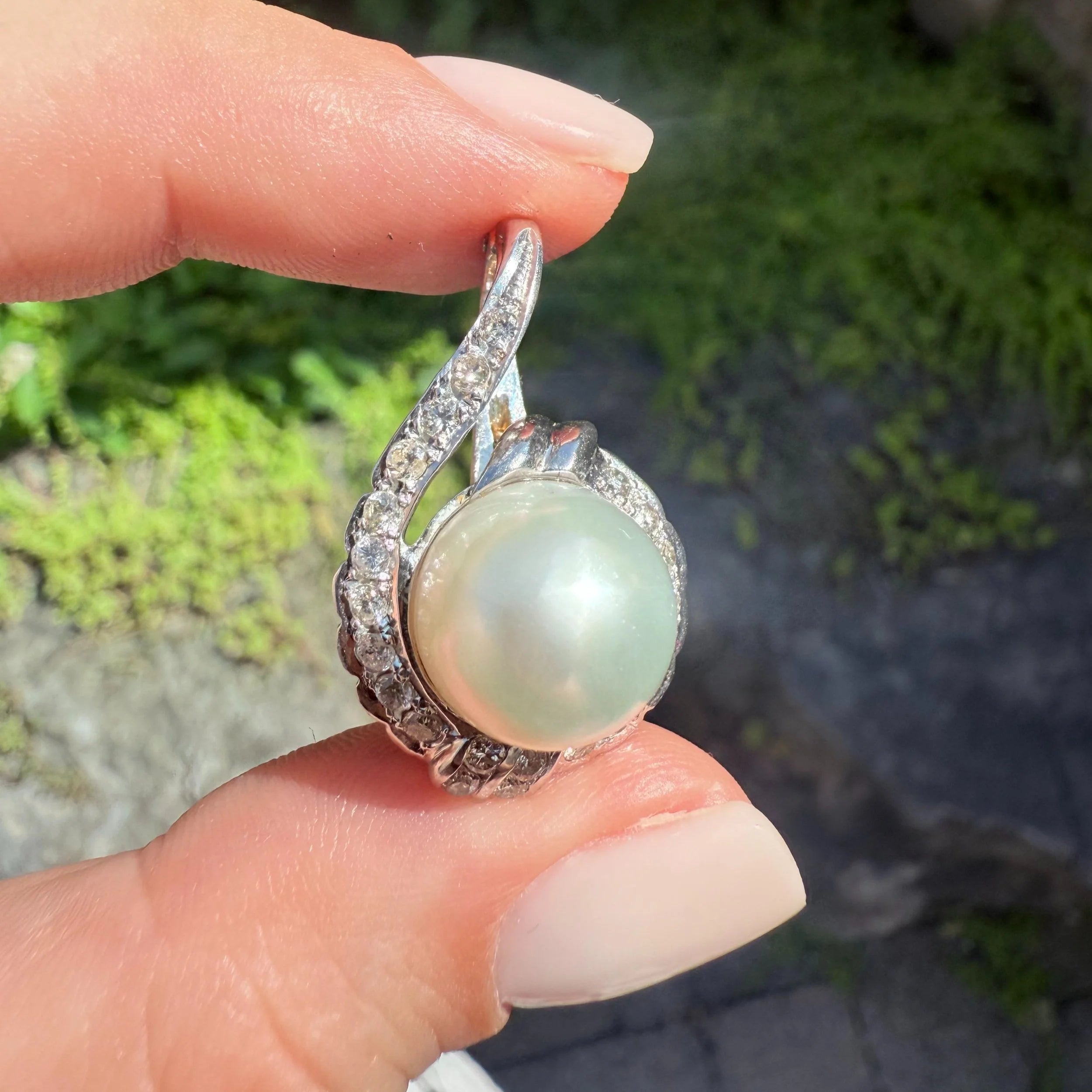 14k Pearl & Diamond Pendant