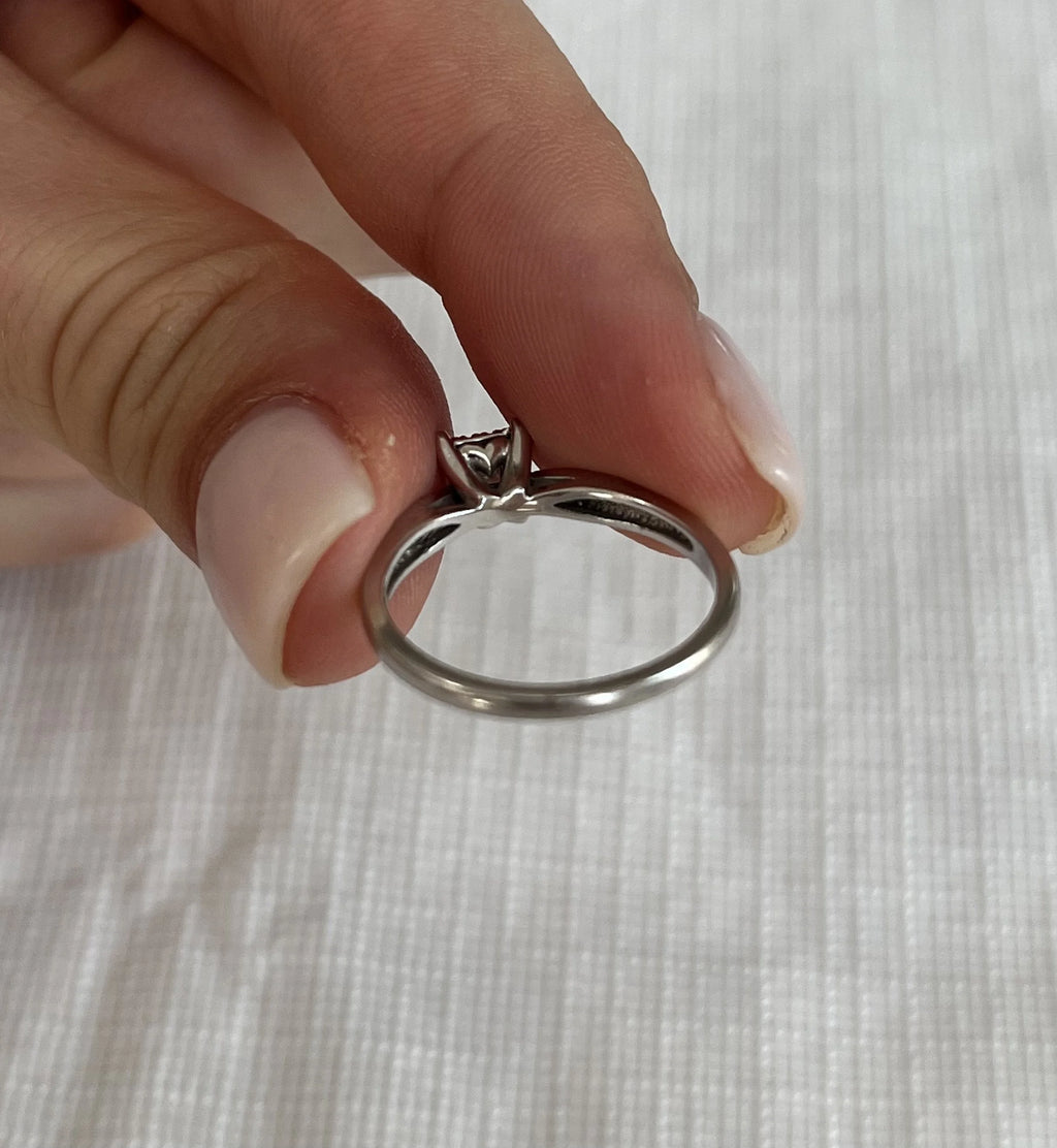 10k Diamond Ring
