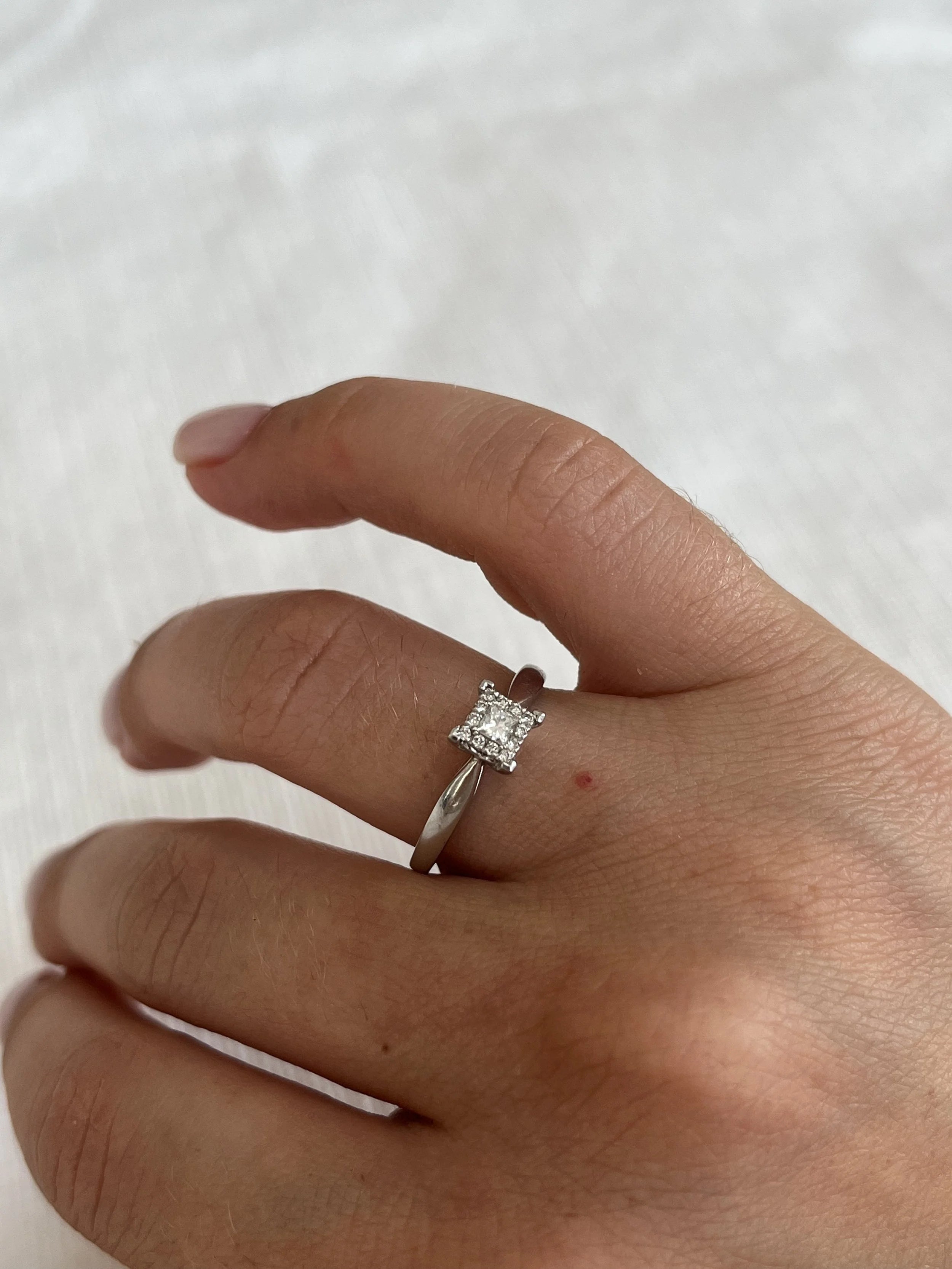 10k Diamond Ring