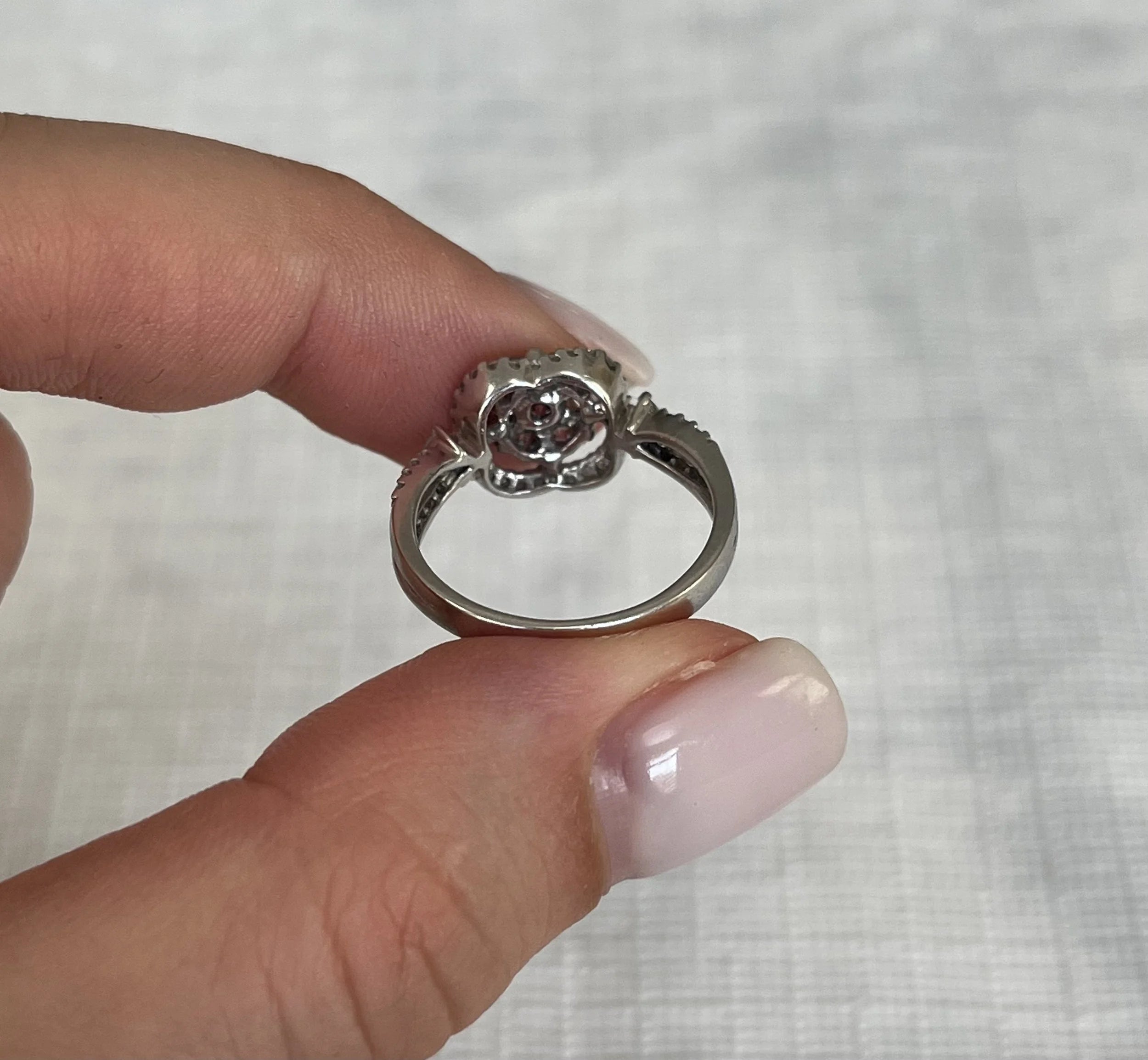 18k Diamond Cluster Ring