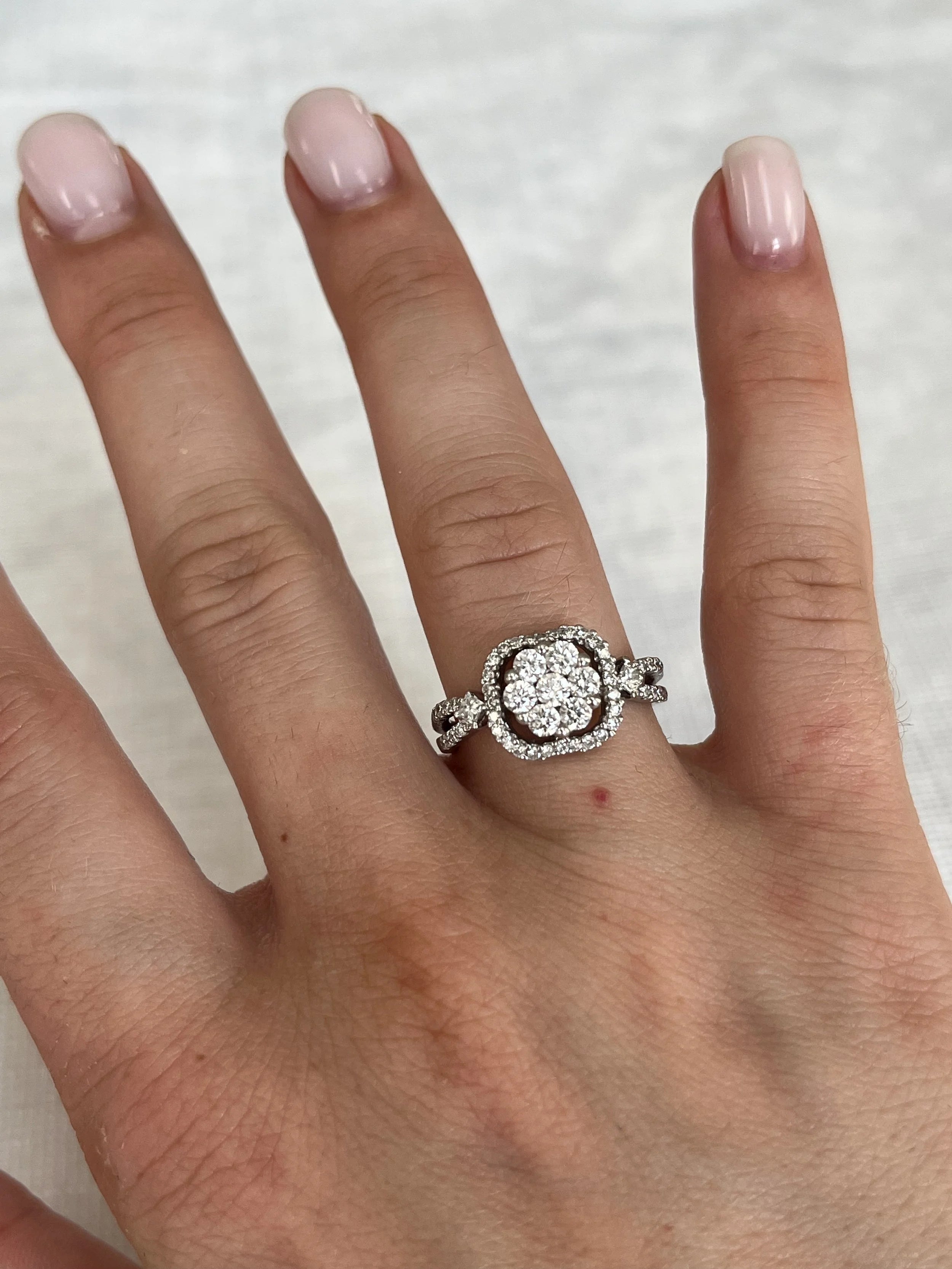 18k Diamond Cluster Ring