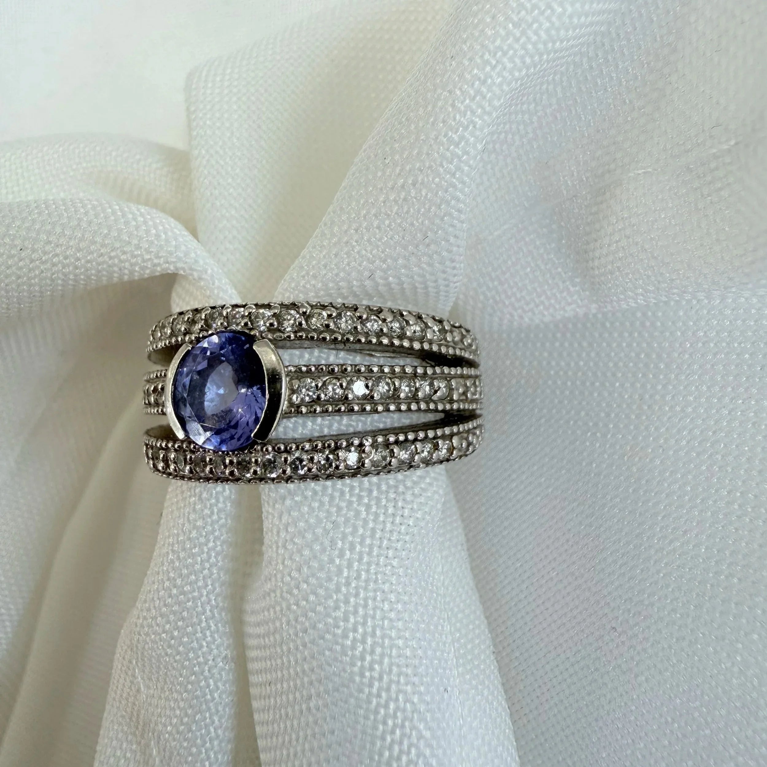 14k Tanzanite & Diamond Ring