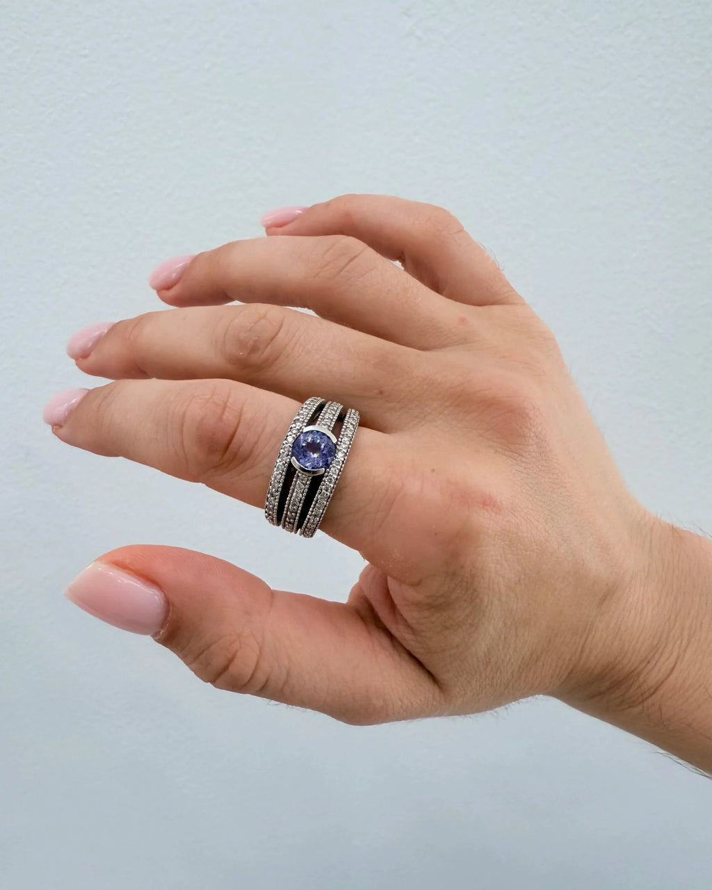 14k Tanzanite & Diamond Ring