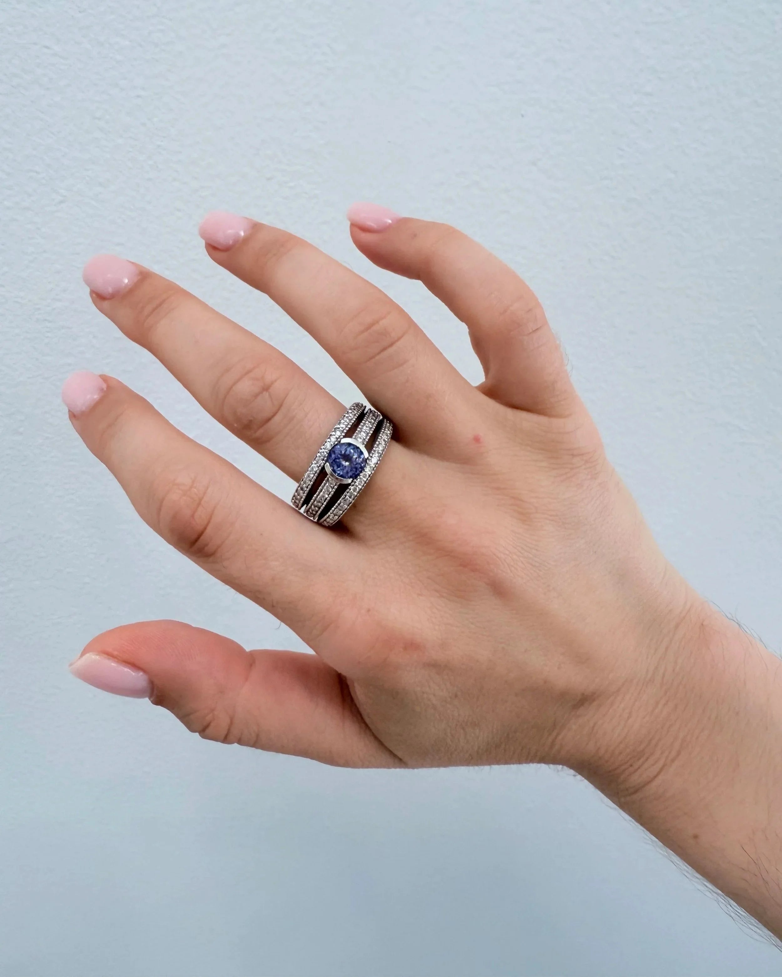 14k Tanzanite & Diamond Ring