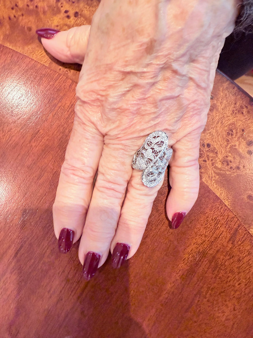 18k Filigree Style Diamond Ring