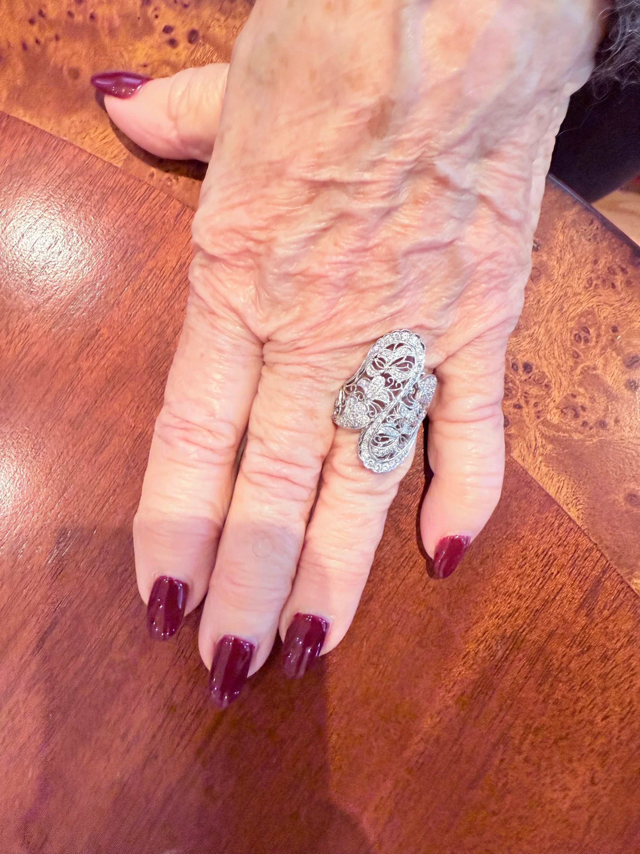 18k Filigree Style Diamond Ring