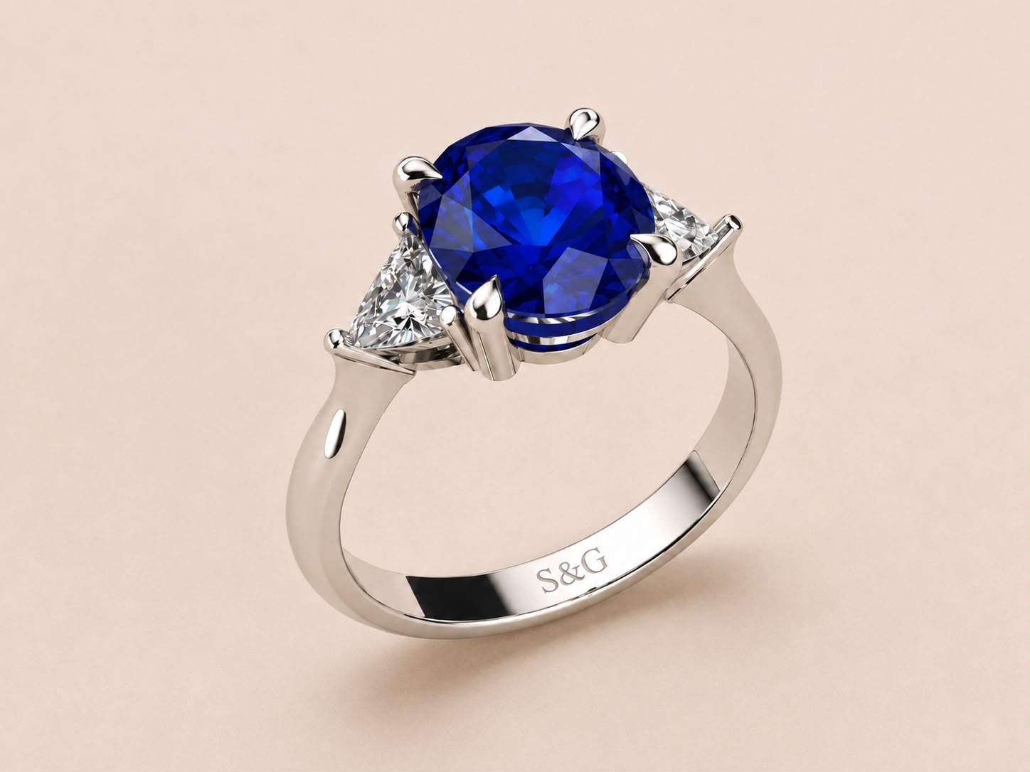 Sapphire with Triangular Diamond Side Stones