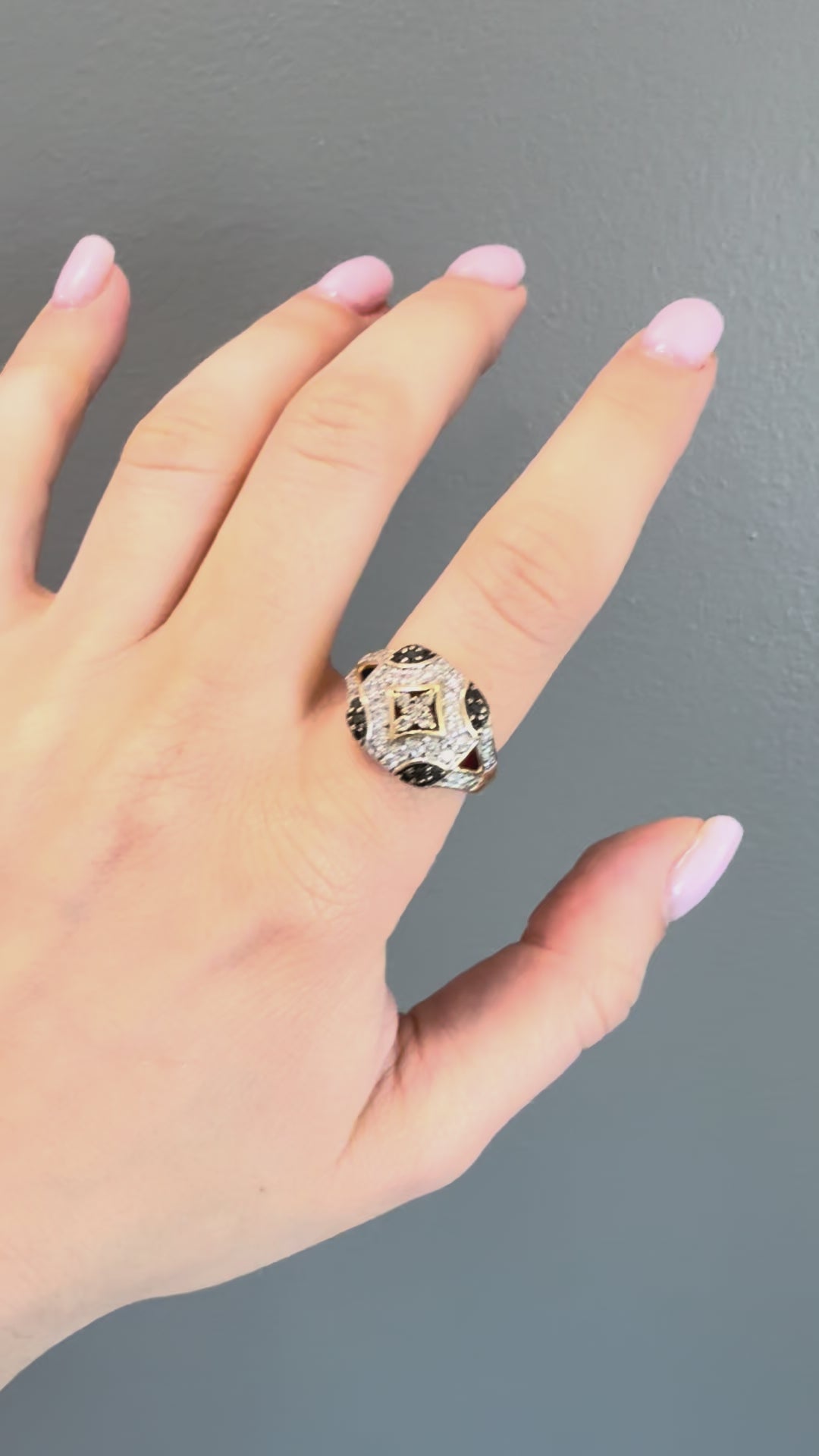 14k Fancy Coloured Diamond Ring
