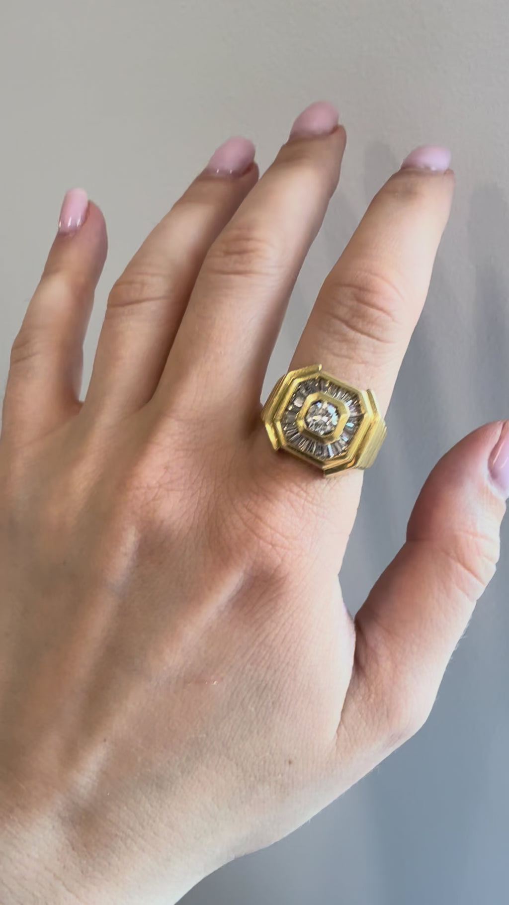 18k Diamond Octagon Ring