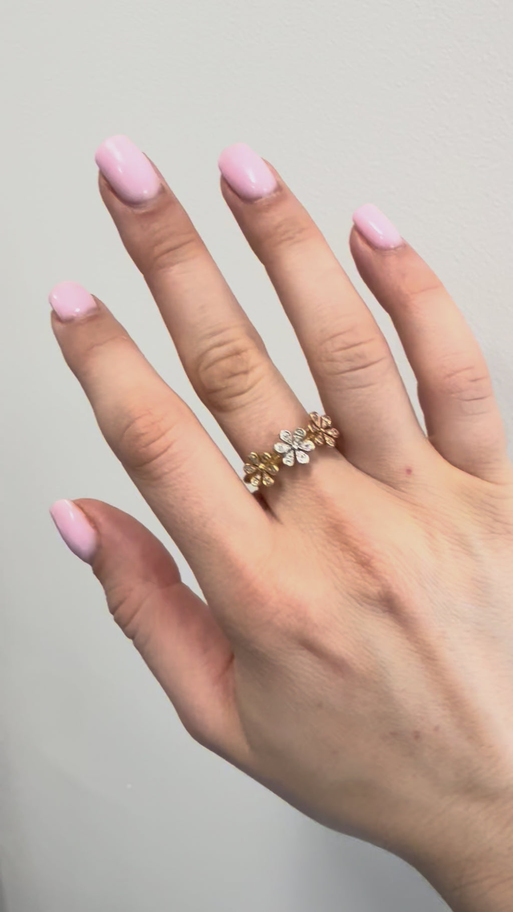 14k Diamond Flower Ring