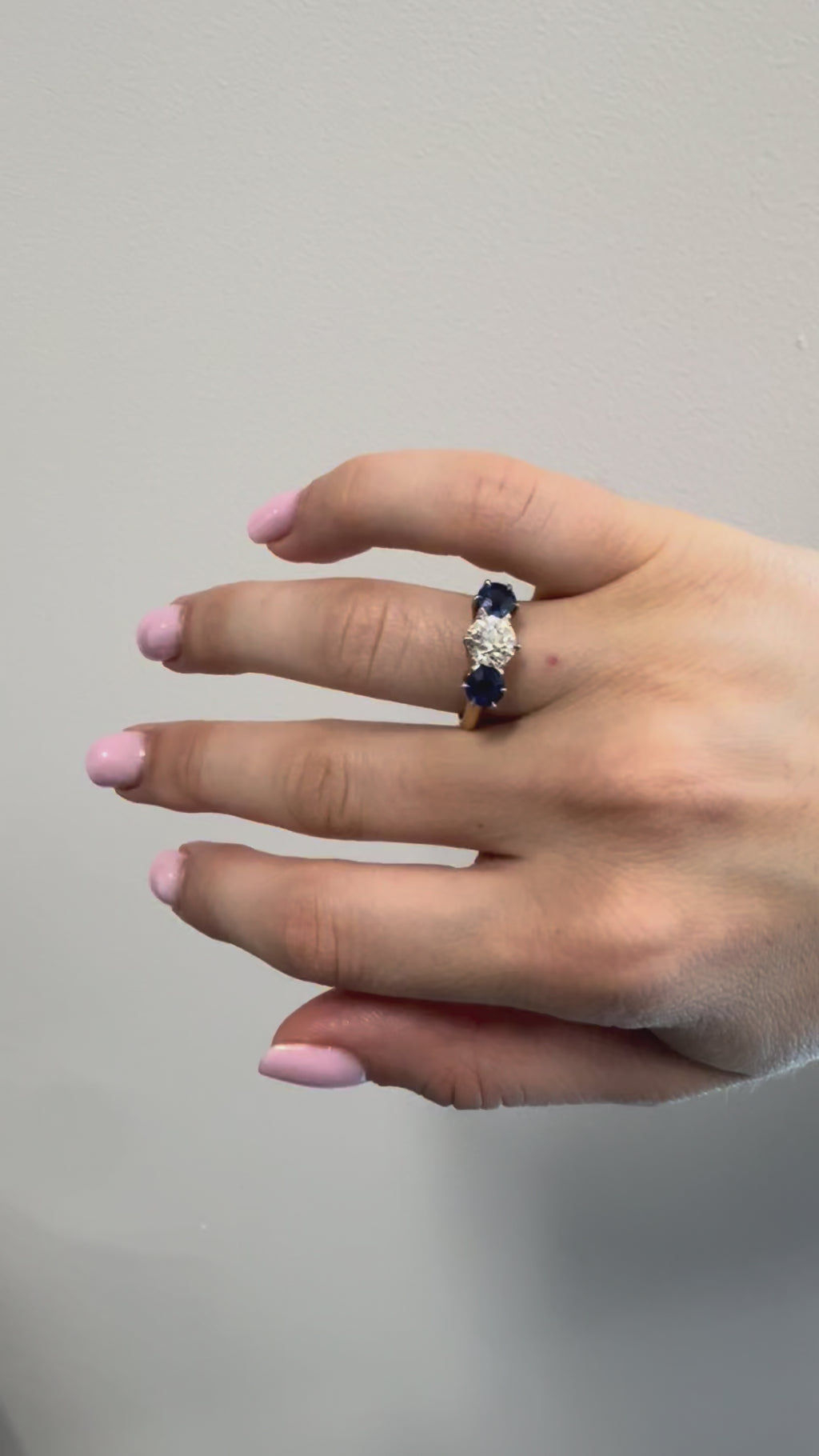 18k European Cut Diamond & Sapphire Ring