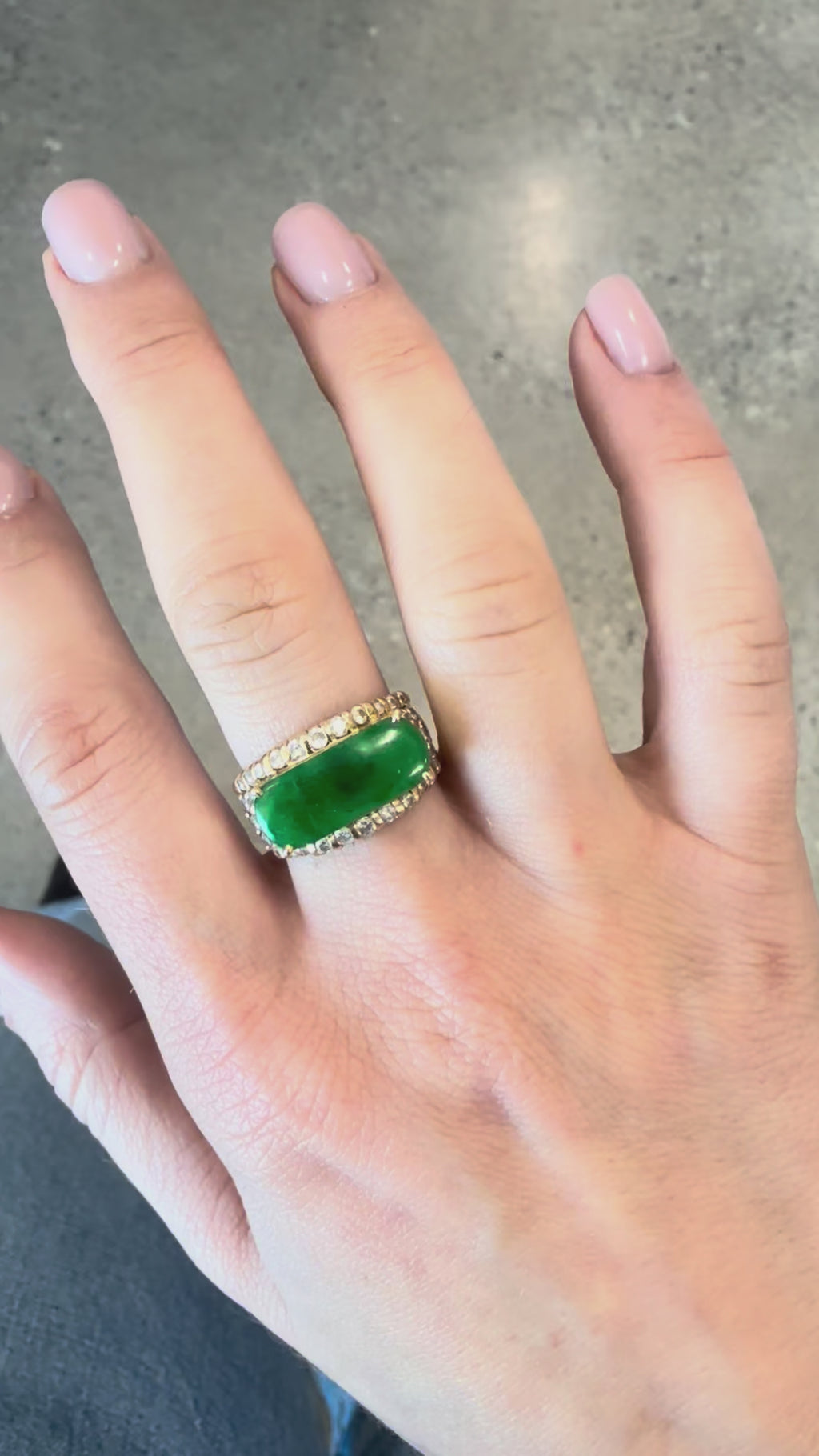 18k Jade & Diamond Ring
