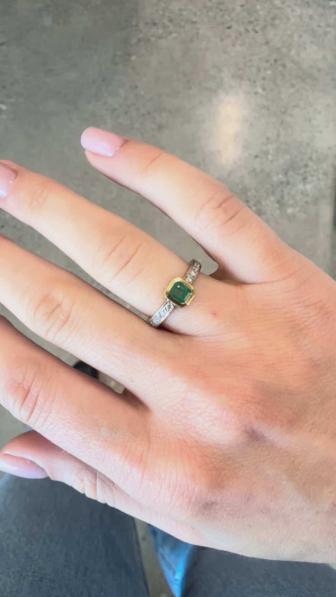 18k Emerald & Diamond Ring